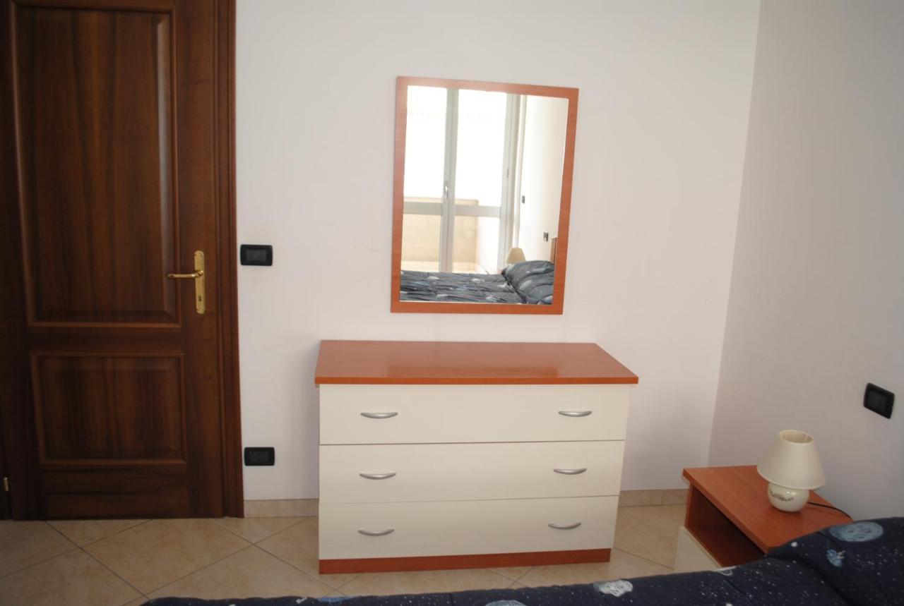 Appartamento A Marina dʼAndora Bagian luar foto